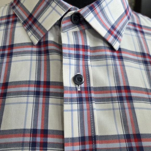 UNTUCKit White, Blue And Red Plaid Long Sleeve Shirt Size XXL - Picture 5 of 7